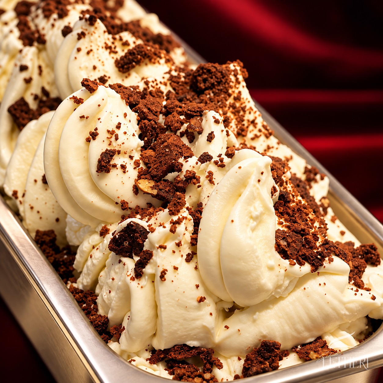 Gelato de creme com brownie