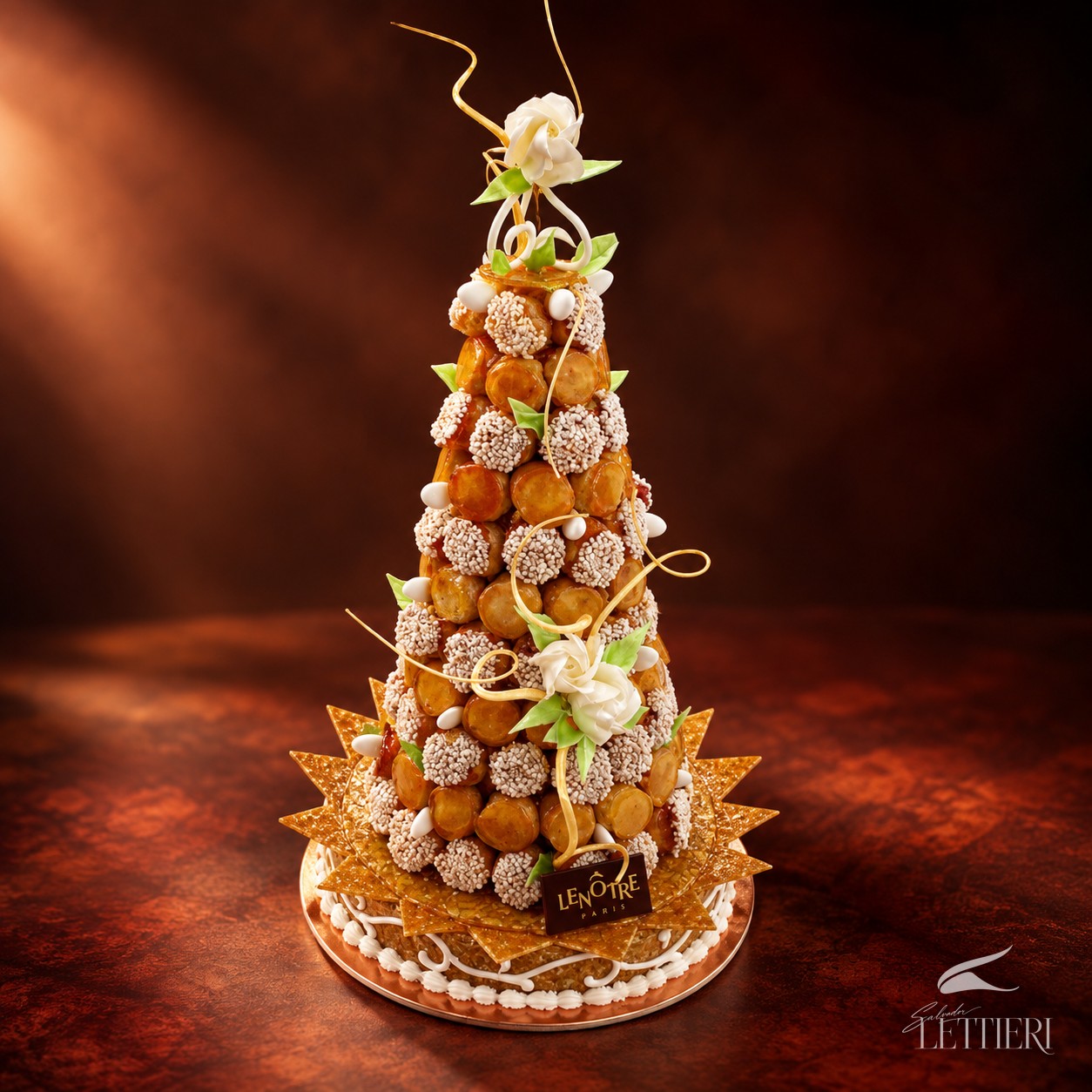 Pièce montée de mariage, croquembouche
